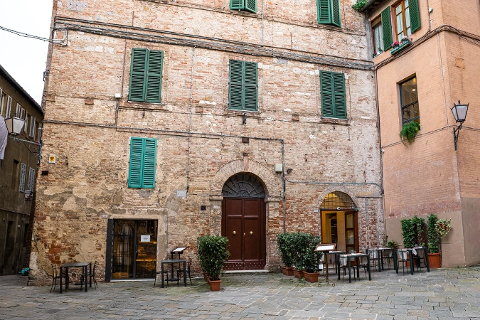 Osteria Bonelli nel centro storico di Siena piazzetta